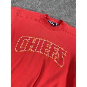 Vintage Kansas City Chiefs Sweatshirt Mens Small Red NFL Football Pullover Logo